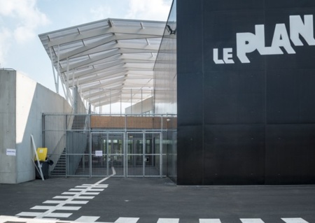 Du Plan à la scène