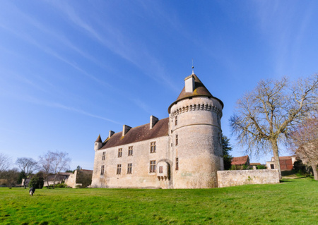 Découvrez le château fort de Bayers !