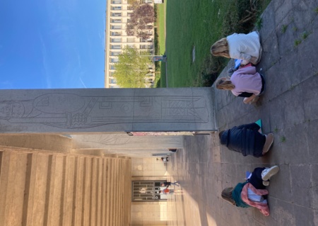 À travers l'université et le château de Caen, suivez l'architecte !