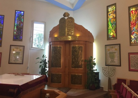 Une architecture religieuse juive singulière: la synagogue d'Issy