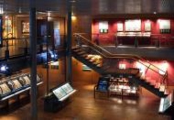 Visite des collections de cartes à jouer