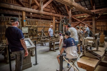 Visite guidée du Rucher, du Moulin et de la Scierie