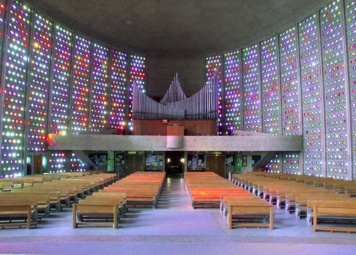 Initiation au grand orgue et découverte de l'architecture de la reconstruction