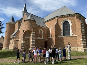 Visite de l'église fortifiée