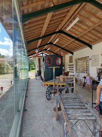 Visite ludique de la gare de Gourville, sur les traces du « Petit Mairat »
