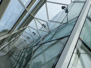Médiathèque Philippe Labeyrie, un bâtiment écrin