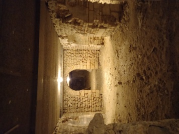 Visite de la crypte