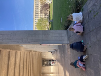 À travers l'université et le château de Caen, suivez l'architecte !