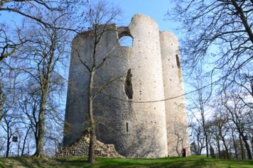 Découverte historique et architecturale de la tour de Guinette