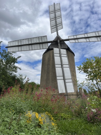 Visite du moulin à vent et présentation de maquettes didactiques