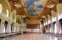 Architecture et décors intérieurs d'une mairie parisienne